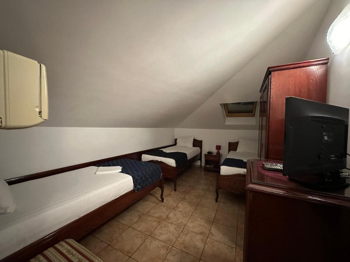 Beatrix Lux Hotel Budva Exterior foto